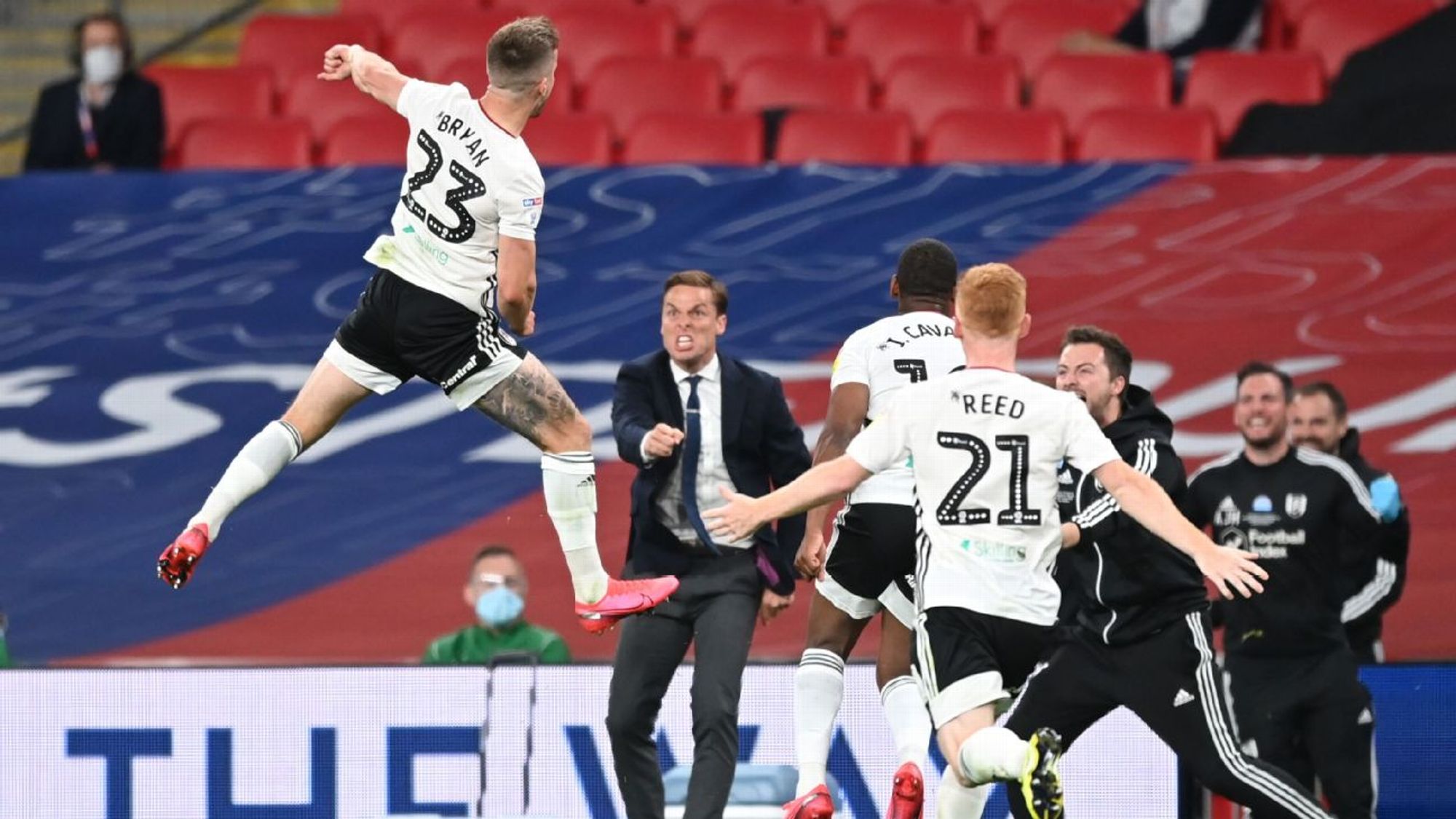 而韩国队则 而韩国队则